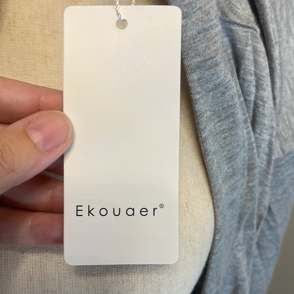 NWT Ekouaer Gray Lightweight Cardigan with Pockets and Belt Size Large - Picture 7 of 8